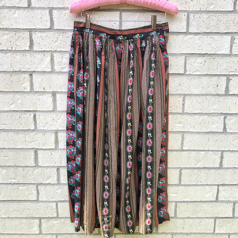 Vintage Colorful Floral Skirt Size M